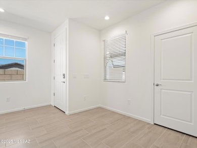6398 E Via Valdivia, Tucson, AZ 85756 - photo 3