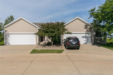 4142 Lakeview Dr SW unit 4142, Cedar Rapids, IA 52404 - photo 4