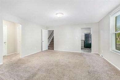 1330 N Fillmore St, Davenport, IA 52804 - photo 5