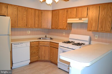 10 Brighton Place unit C4, Sewell, NJ 08080 - photo 7