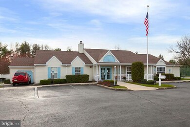 118 Lakebridge Dr, Woodbury, NJ 08096 - photo 2