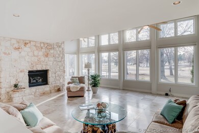 Living Room with Strategic Floor to Ceiling Window