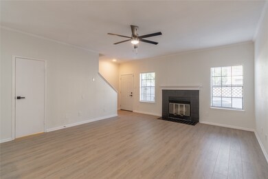 9850 Pagewood Ln unit 909, Houston, TX 77042 - photo 7