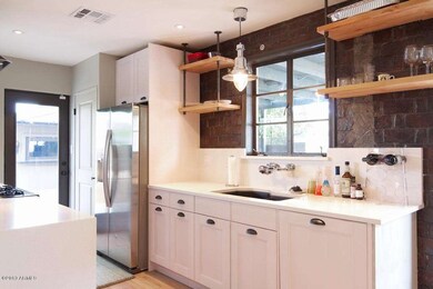 1338 E Palm Ln, Phoenix, AZ 85006 - photo 5