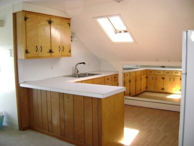 9 Amy St unit 3, Providence, RI 02906 - photo 3