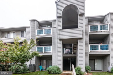 1508 Summerchase Ct, Reston, VA 20194 - photo 2