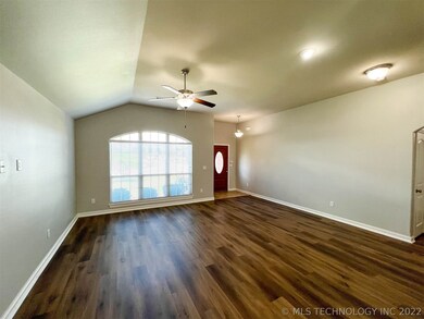 1022 E 146th Ct S, Glenpool, OK 74033 - photo 5