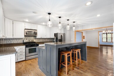 580 W Jefferson St, Culver, IN 46511 - photo 3