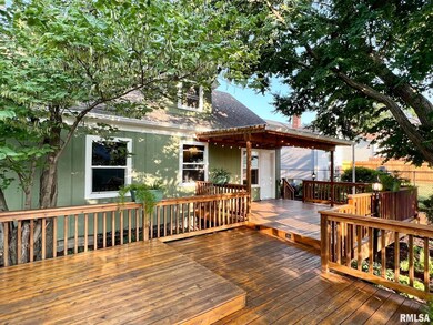 2124 N Myrtle St, Davenport, IA 52804 - photo 6