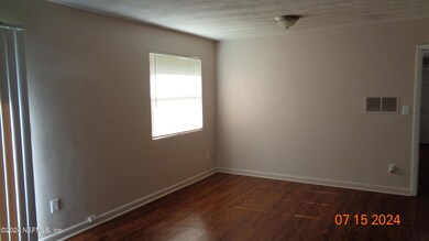 2509 Una Dr, Jacksonville, FL 32216 - photo 3
