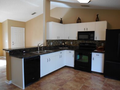 1030 Galleon St 003