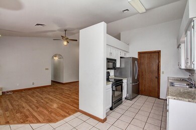 Kitchen- Great room