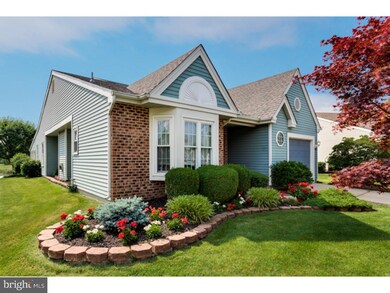 673 Cascade Dr S, Mount Laurel, NJ 08054 - photo 2