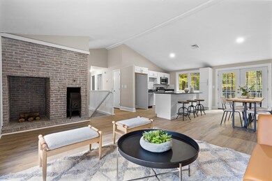 44 Redfield Cir, Derry, NH 03038 - photo 6