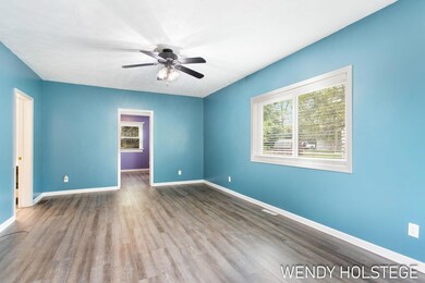 21-web-or-mls-718-riley-st