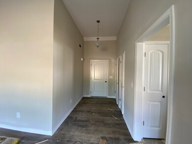 81 Grace Ct, Manchester, TN 37355 - photo 2