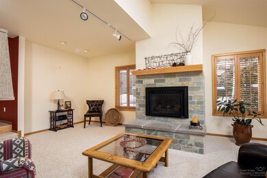 17651 Bittern Ln, Sunriver, OR 97707 - photo 3