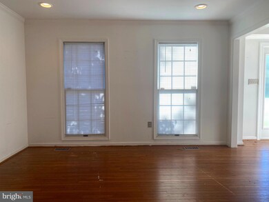 7814 Royal Fern Ct, Clinton, MD 20735 - photo 5