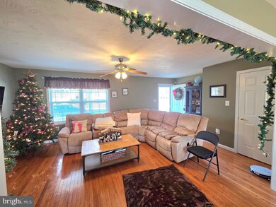 22 Drexel Dr, Pennsville, NJ 08070 - photo 4