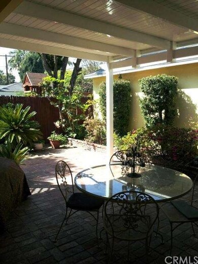 Patio
9445 Mills
Whittier, Ca. 90603