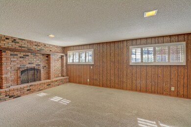 5 - Family Room