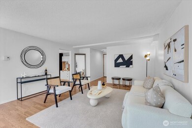 654 W Olympic Place unit 101, Seattle, WA 98119 - photo 4