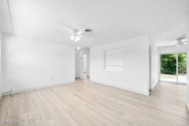 2465 Sadler Ln, Melbourne, FL 32935 - photo 3