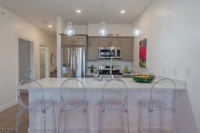 1026 Stuyvesant Ave unit 407, Union, NJ 07083 - photo 6