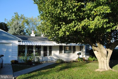 235 W Myrtle St, Littlestown, PA 17340 - photo 3