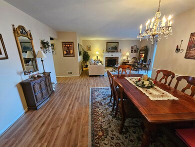 4260Chaucer (55)