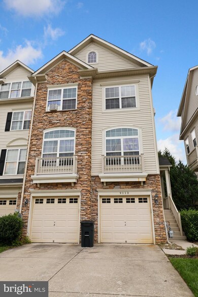 9112 Marlove Oaks Ln, Owings Mills, MD 21117 - photo 2