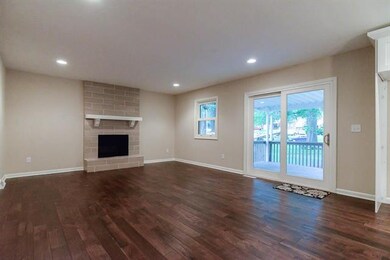 5324 Switzer St, Shawnee, KS 66203 - photo 6