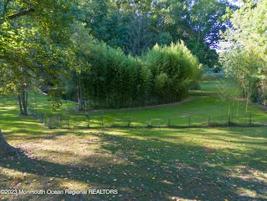 1497 W Front St, Lincroft, NJ 07738 - photo 2