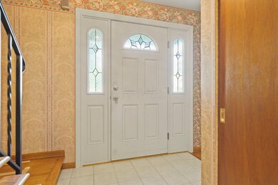 876 Cummington Rd, Columbus, OH 43213 - photo 7