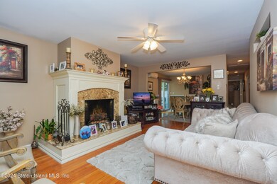 50 Ridgecrest Ave, Staten Island, NY 10312 - photo 4