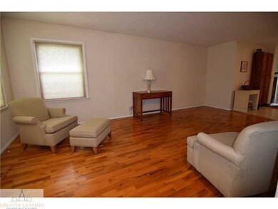 1609 S Holly Way, Lansing, MI 48910 - photo 7