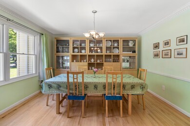 36 Rambling Brook Dr, Holmdel, NJ 07733 - photo 4