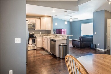 3 Gwaltney Cir, Bella Vista, AR 72715 - photo 7