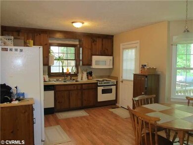 Cafeteria/Kitchen