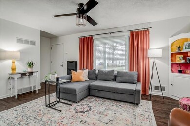 6523 Melrose Ln, Shawnee, KS 66203 - photo 7