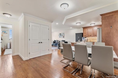 156 Beach 9th St unit 4D, Far Rockaway, NY 11691 - photo 4