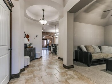 Notice the decorative ceiling!