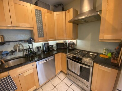 231 High St unit 3, Brookline, MA 02445 - photo 3