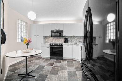 4161 Coral Tree Cir unit 261, Coconut Creek, FL 33073 - photo 2