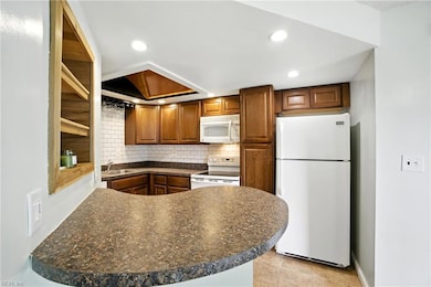 2115 Rocky Point Run unit A, Chesapeake, VA 23320 - photo 6