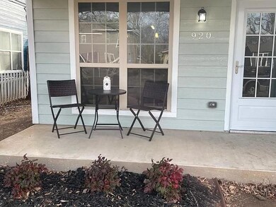 920 W Bond St, Denison, TX 75020 - photo 2