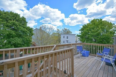 19 Grove St, Lynn, MA 01905 - photo 4