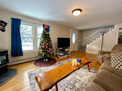 340 E Proctor Rd, Center Rutland, VT 05736 - photo 5