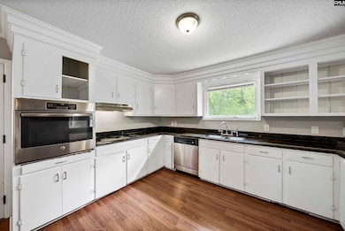 1127 Shirlington Rd, Columbia, SC 29210 - photo 7