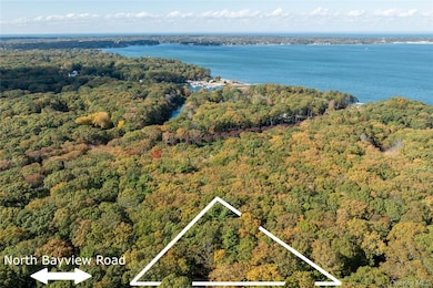 11195 N Bayview Rd, Southold, NY 11971 - photo 3